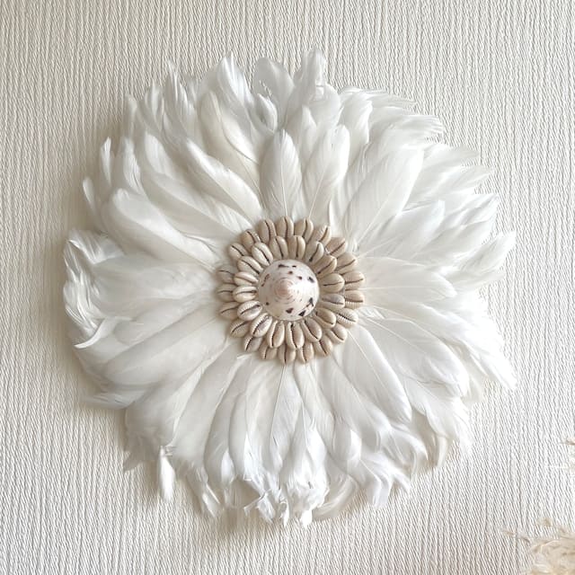 boho flower wall hanging 20?　pure white