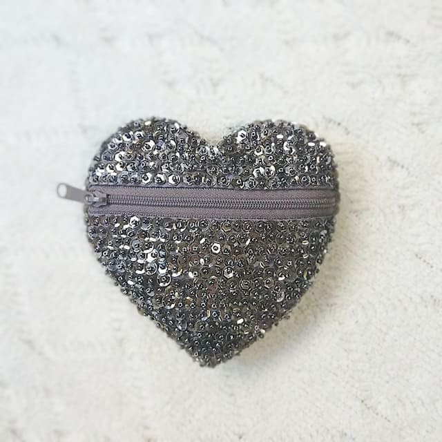 ?Happy Valentine? 　Jewelry スパンコールハートポーチ　グレー