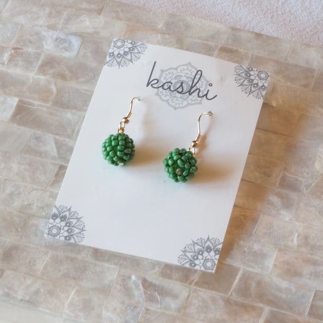 AMEdama pierce   green  beads