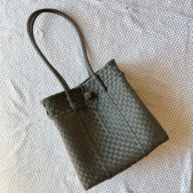 bijou bag縦長M olive