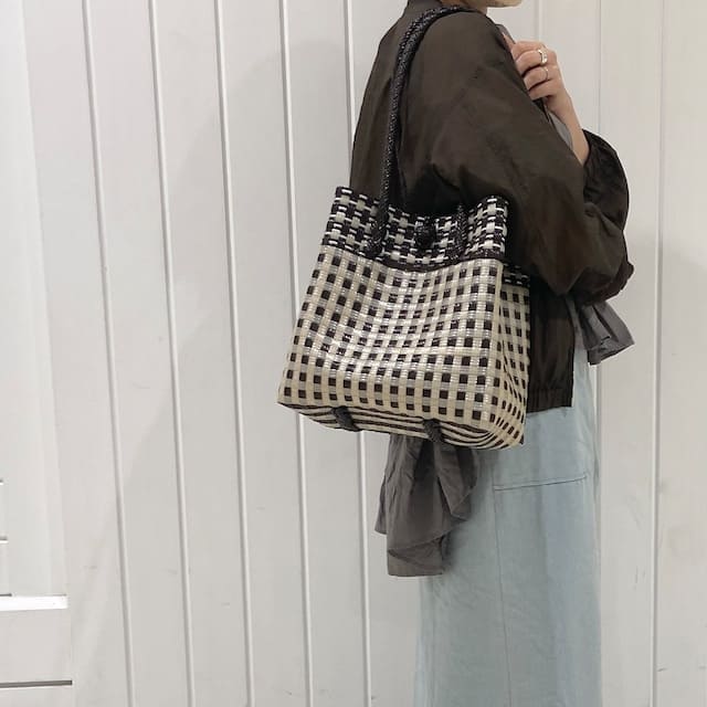 bijou bag縦長M brown×shiny perl