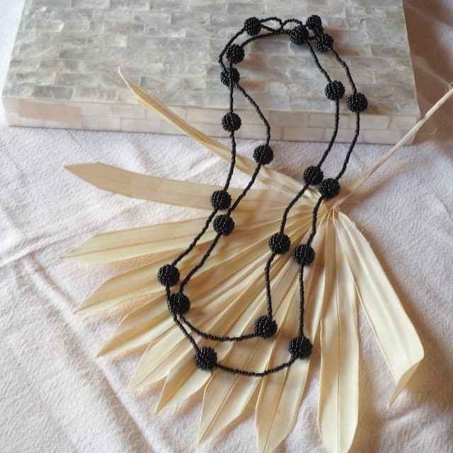 AMEdama necklace   simple black　3way  beads