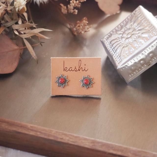 ?LuUna silver?　sun   red coral  silver925ピアス